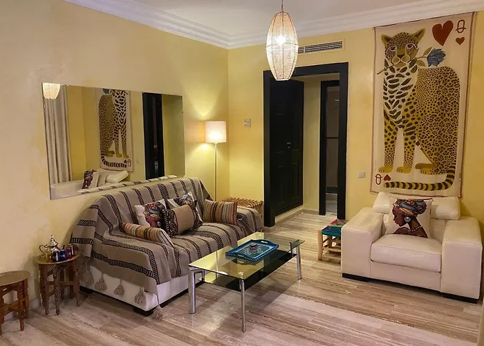 Beautiful Apartment With Large Terrace In Gueliz